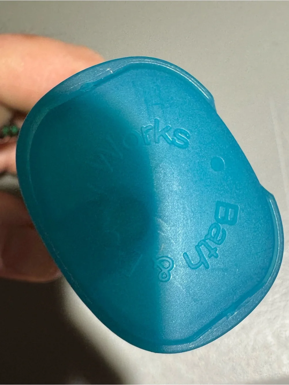 Bath & Body‎ Works Frosted Coconut Snowball Shower Gel 3 fl oz Shea Vitamin E